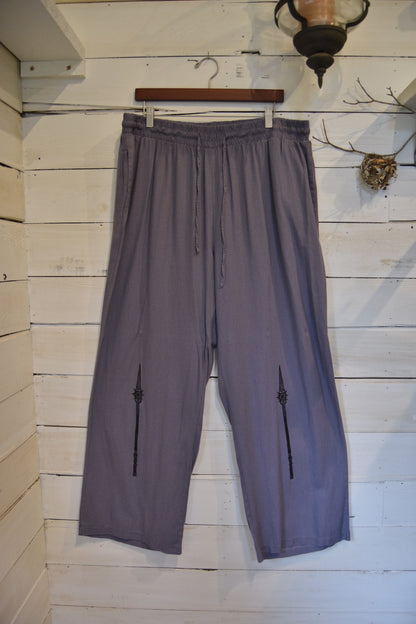 [OOAK] Spear of Night Linen Pants - 1XL/2XL
